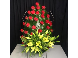 Coroane și buchete funerare cu livrare rapidă și discreție deplină