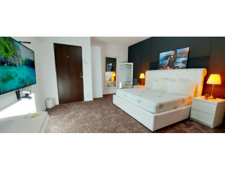 Vânzare Studio Videochat cu 4 camere active în București - Unirii
