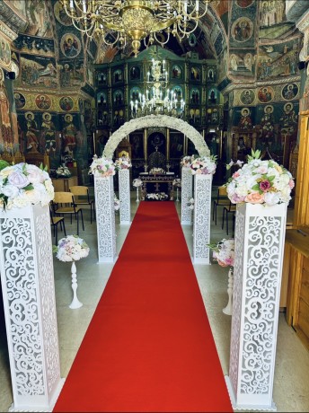 transforma-ti-evenimentele-in-momente-de-vis-cu-serviciile-noastre-de-decor-si-aranjamente-florale-big-5