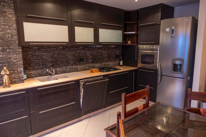 apartament-de-lux-cu-3-camere-de-inchiriat-complet-renovat-mobilat-si-utilat-big-2