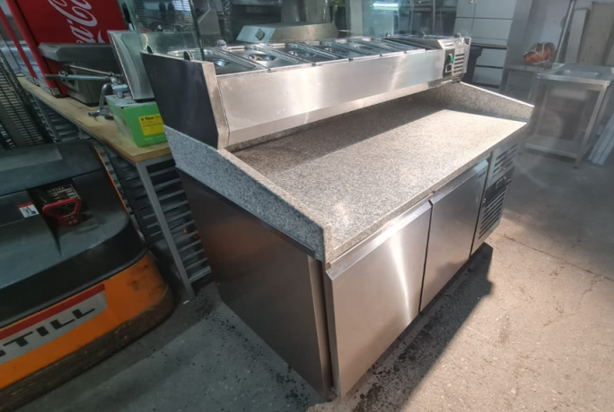 echipamente-profesionale-pentru-fast-food-saormerii-rulote-restaurant-big-1