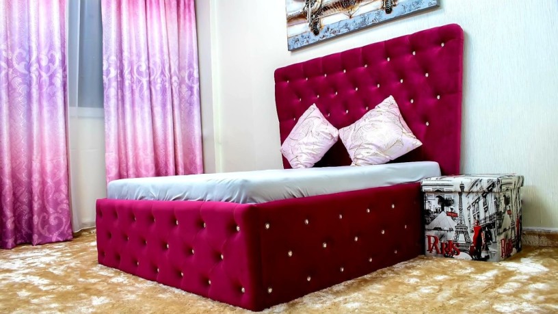 model-online-in-bucuresti-big-3