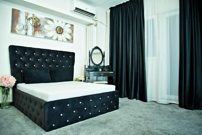 model-online-in-bucuresti-big-4