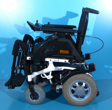 carucior-electric-netti-mobile-6-kmh-big-0