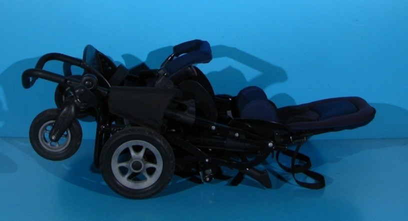 carucior-pentru-copii-cu-dizabilitati-big-4