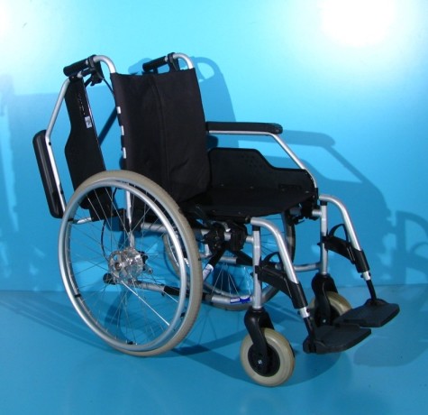 scaun-cu-rotile-meyra-latime-sezut-43-cm-big-2