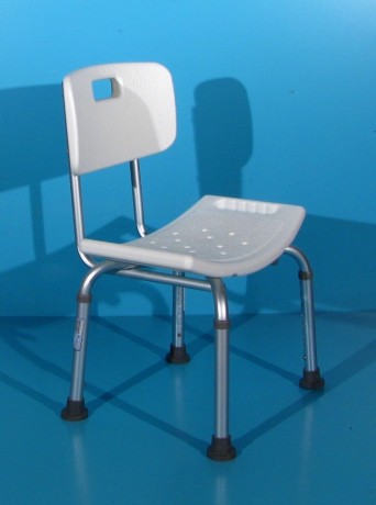 scaun-din-aluminiu-pentru-dus-big-1