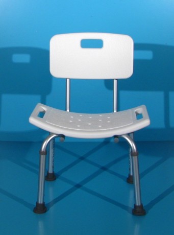 scaun-din-aluminiu-pentru-dus-big-0