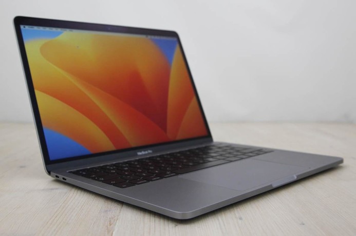 macbook-13-pro-2017-big-4