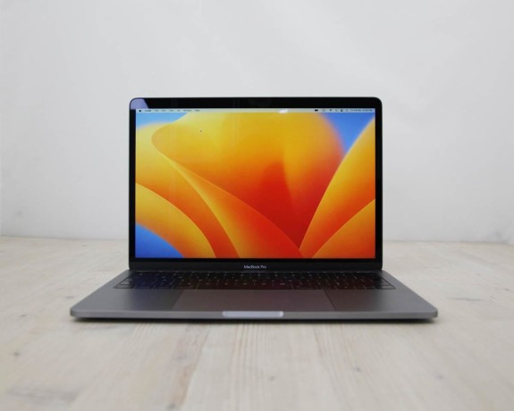 macbook-13-pro-2017-big-2