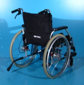 scaun-cu-rotile-meyra-latime-sezut-51-cm-big-4