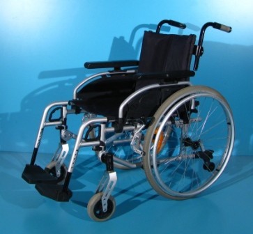 scaun-cu-rotile-din-aluminiu-bb-latime-sezut-43-cm-big-0