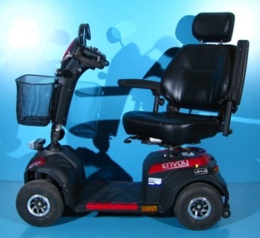scuter-electric-drive-envoy-6-kmh-big-1