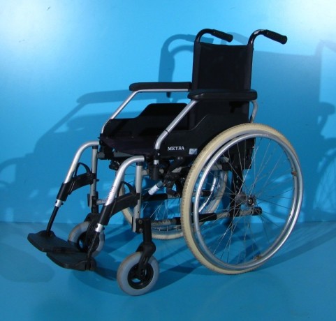 scaun-cu-rotile-meyra-latime-sezut-39-cm-big-0