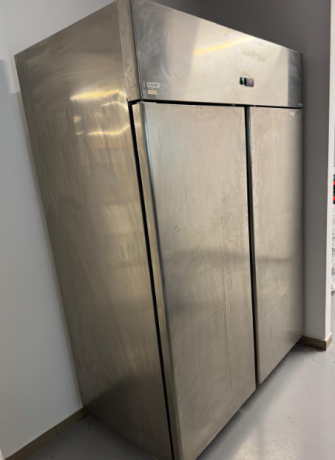 horeca-bucuresti-oferta-speciala-echipamente-putin-folosite-frigider-dospitor-spalator-inox-cu-2-cuve-malaxor-30kg-big-0