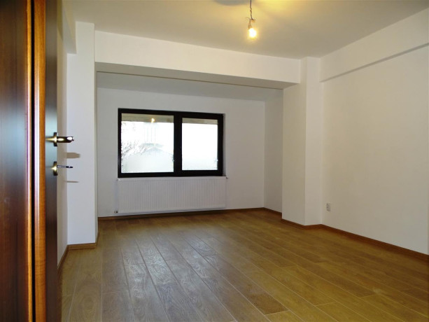 finisam-apartamente-si-case-la-interior-glet-zugraveli-gresie-big-1