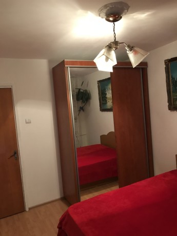 dr-taberei-auchan-camera-intrare-separata-proprietar-big-0
