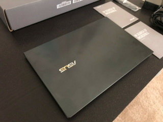 ASUS ZenBook 13 13.3in 512GB I5 8th Gen. 3.9GHz 8GB