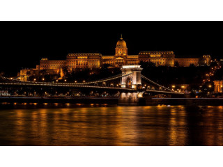 Ghid insotitor de limba Romana in Budapesta tur ghidat Budapesta