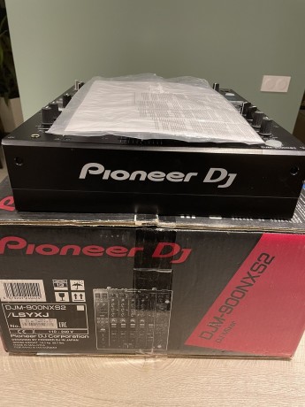pioneer-cdj-3000-pioneer-cdj-2000nxs2-pioneer-djm-900nxs2-pioneer-djm-v10-pioneer-cdj-tour1-pioneer-djm-tour1-pioneer-xdj-rx3-pioneer-xdj-xz-big-1