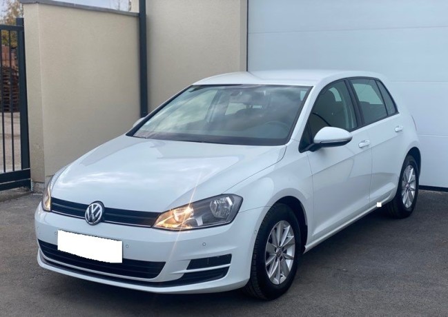 volkswagen-golf-7-garantie-6-mois-2013-big-0