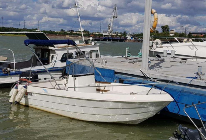 barca-conero-motor-125-cp-big-0