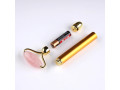 rola-electrica-din-jad-roz-cu-maner-metalic-auriu-pentru-masaj-facial-lifting-relaxare-cu-vibratii-cod-r133b-small-1