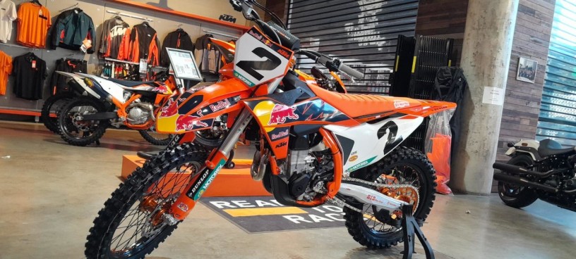 2023-ktm-sx-450-f-factory-edition-motocross-big-0